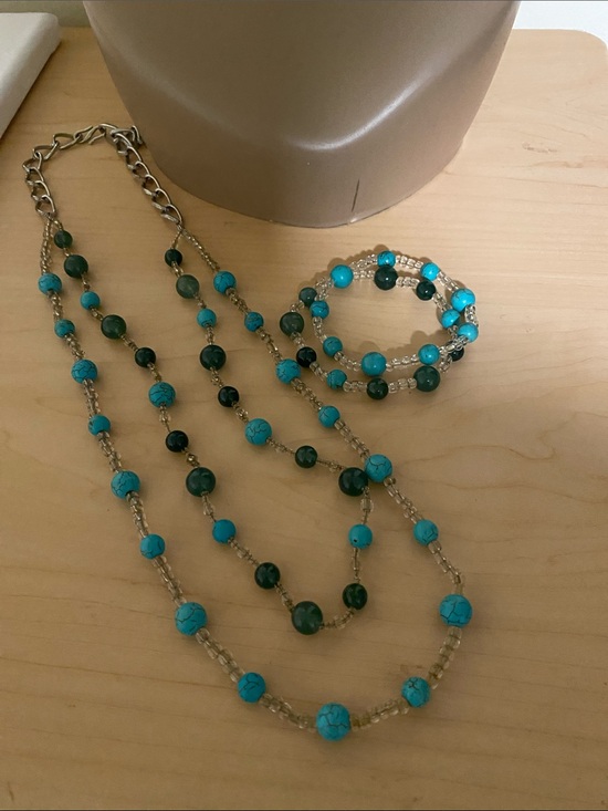Jewelry - Turquoise & Dark Green Beaded Necklace and Bracelet Set